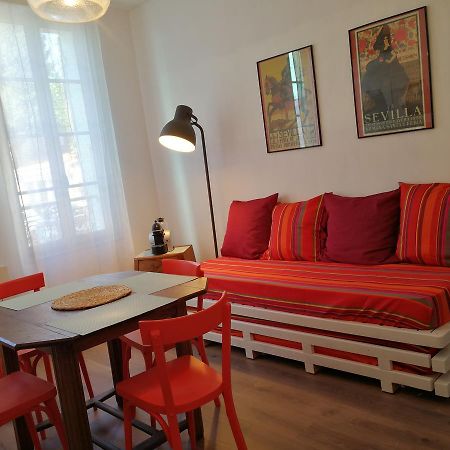 La Loge Du Theatre - Saintes Apartment Luaran gambar